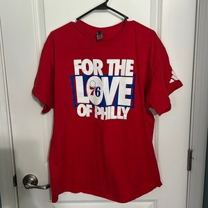 Men’s 76ers tshirt
